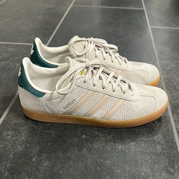 adidas gazelle silver green womens adidas Gazelle Night Indigo Wonder Taupe Men's Shoe – Active Athlete 88
